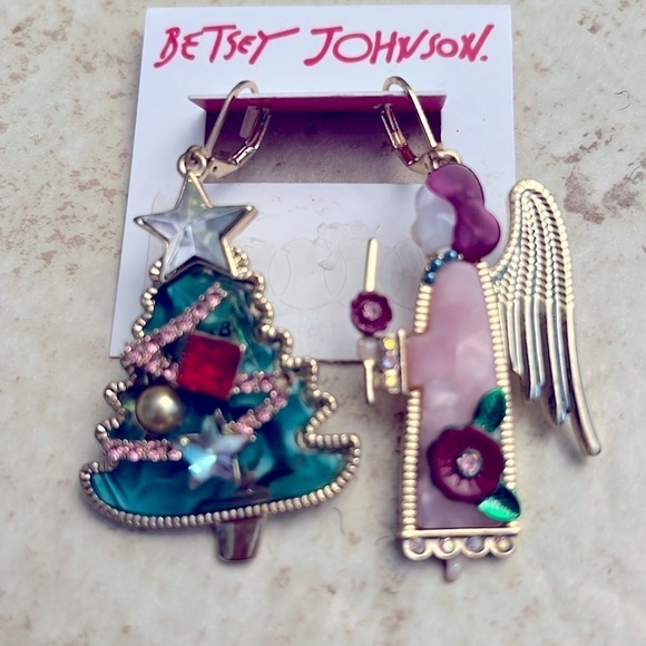 Betsey Johnson Dangle Christmas Tree Angel Earrings NEW - Picture 2 of 5